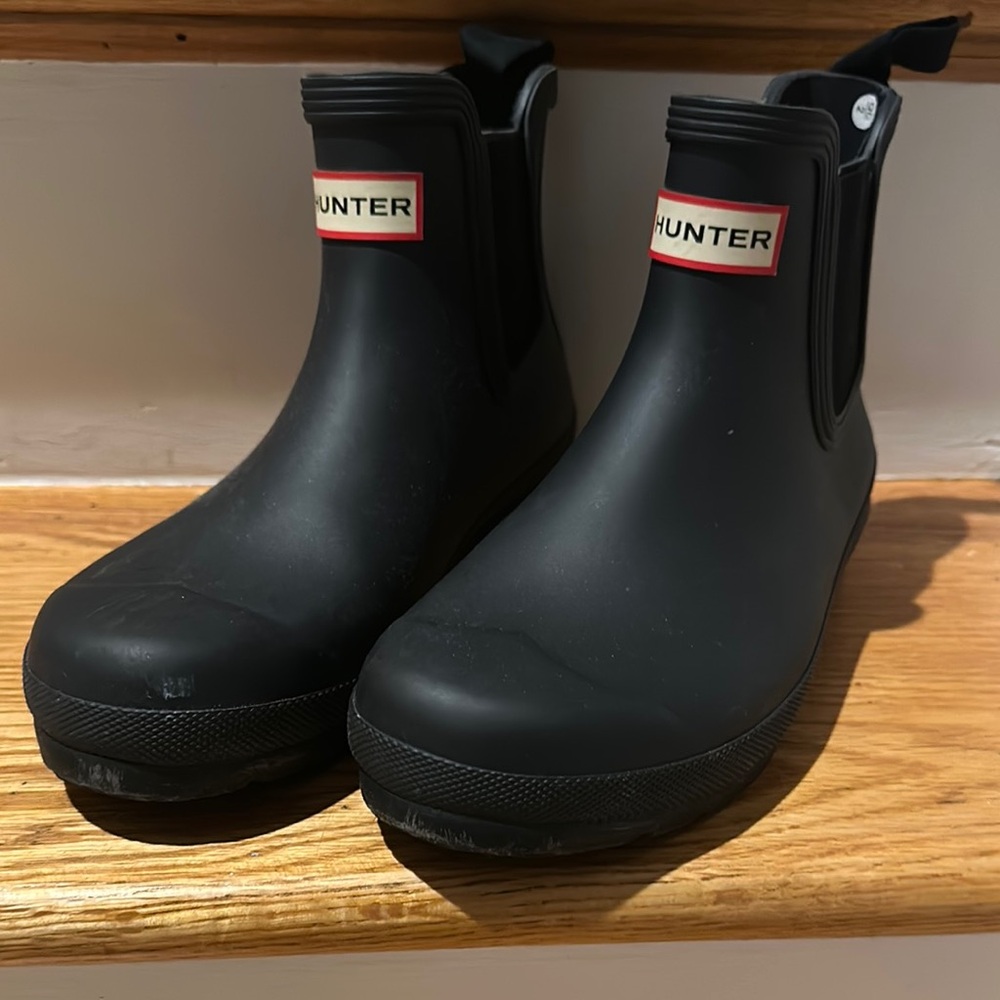 Hunter Black and Blue Winter Rain Boots Ankle Height